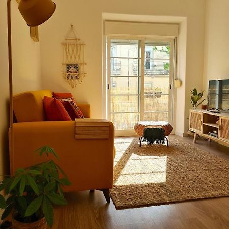 Canto Da Rocha Guesthouse Almada Bagian luar foto