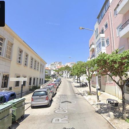 Canto Da Rocha Guesthouse Almada Bagian luar foto