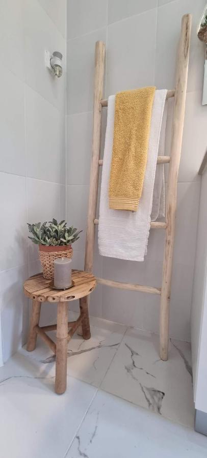 Canto Da Rocha Guesthouse Almada Bagian luar foto