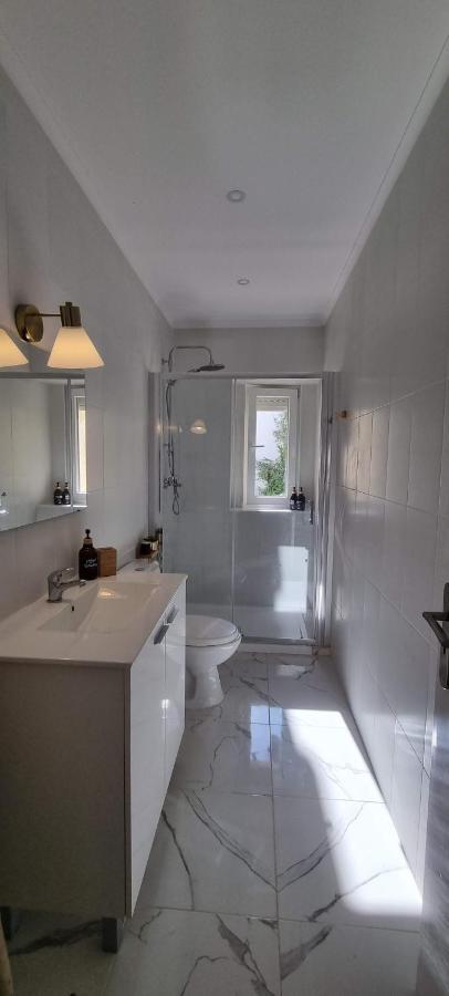 Canto Da Rocha Guesthouse Almada Bagian luar foto