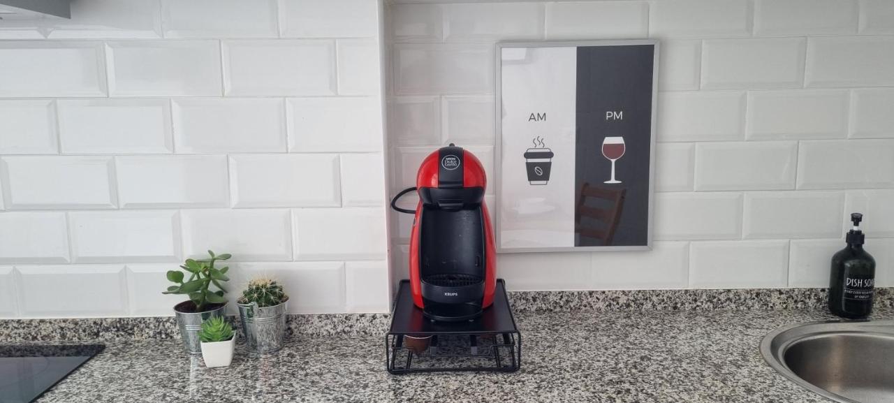 Canto Da Rocha Guesthouse Almada Bagian luar foto